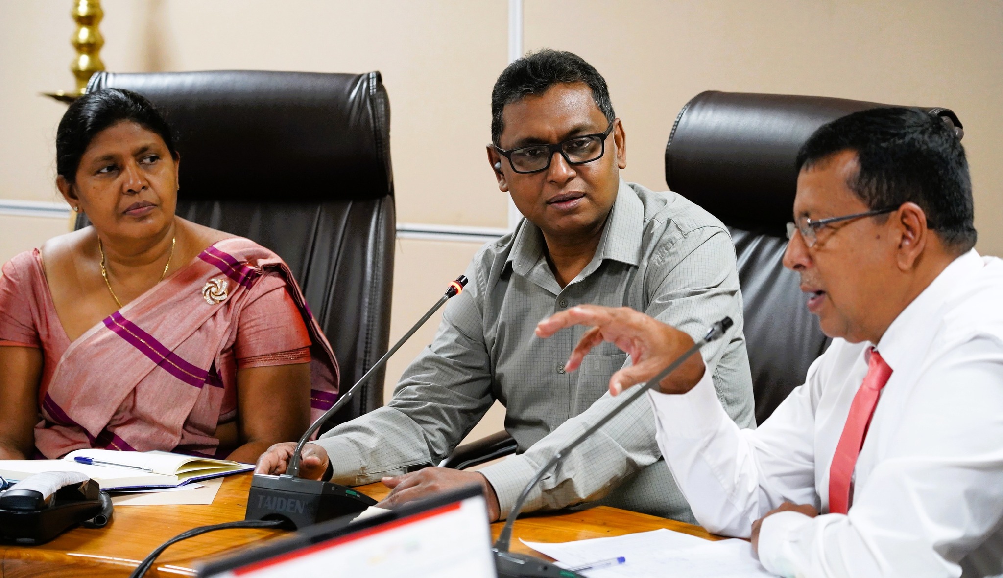 අඩු ආදායම් ලාභී ප්‍රජාව සවිබලගැන්වීම සඳහා සමෘද්ධි සුව බොජුන්හල් 100ක්